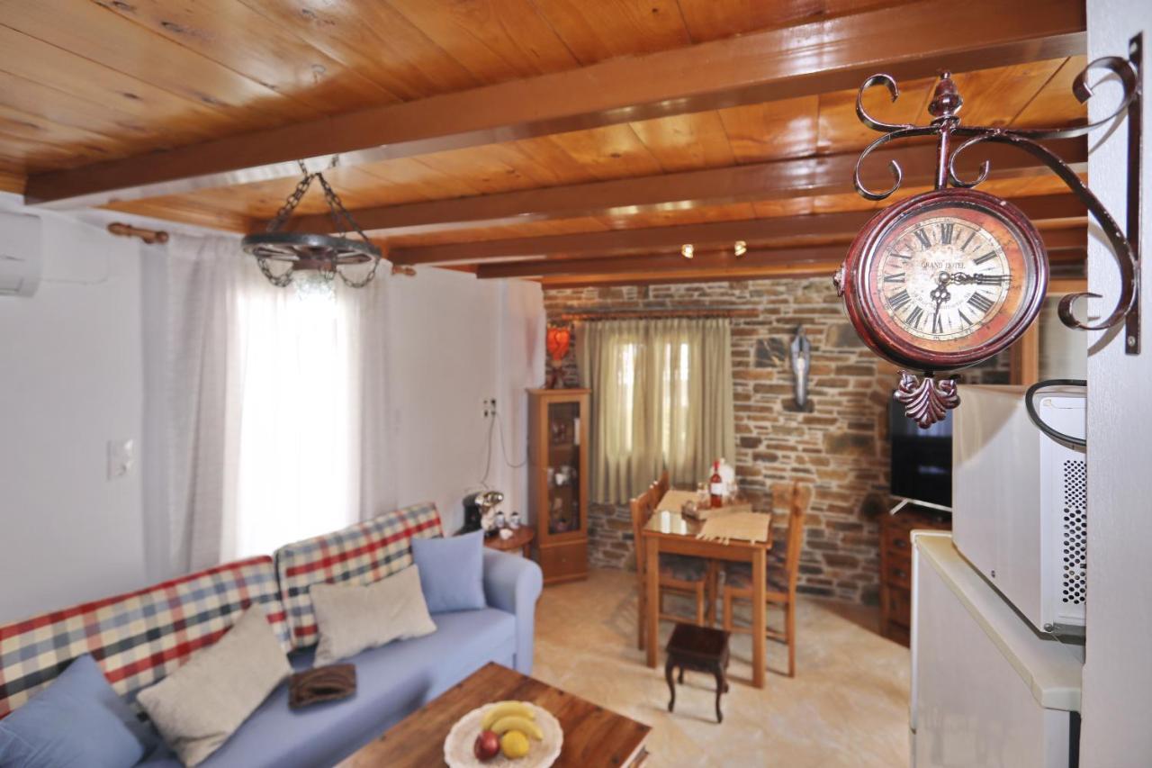 סקופלוס טאון Traditional City Centre House מראה חיצוני תמונה