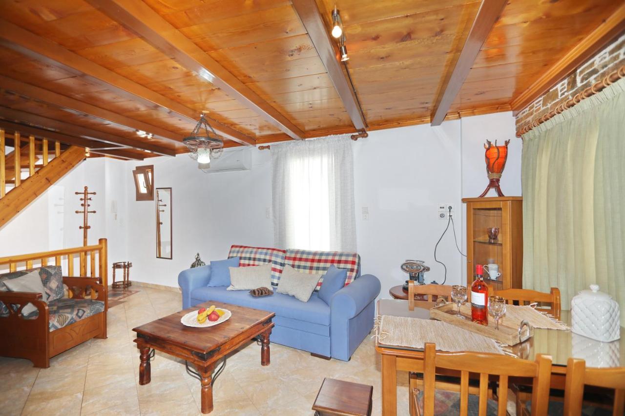 סקופלוס טאון Traditional City Centre House מראה חיצוני תמונה