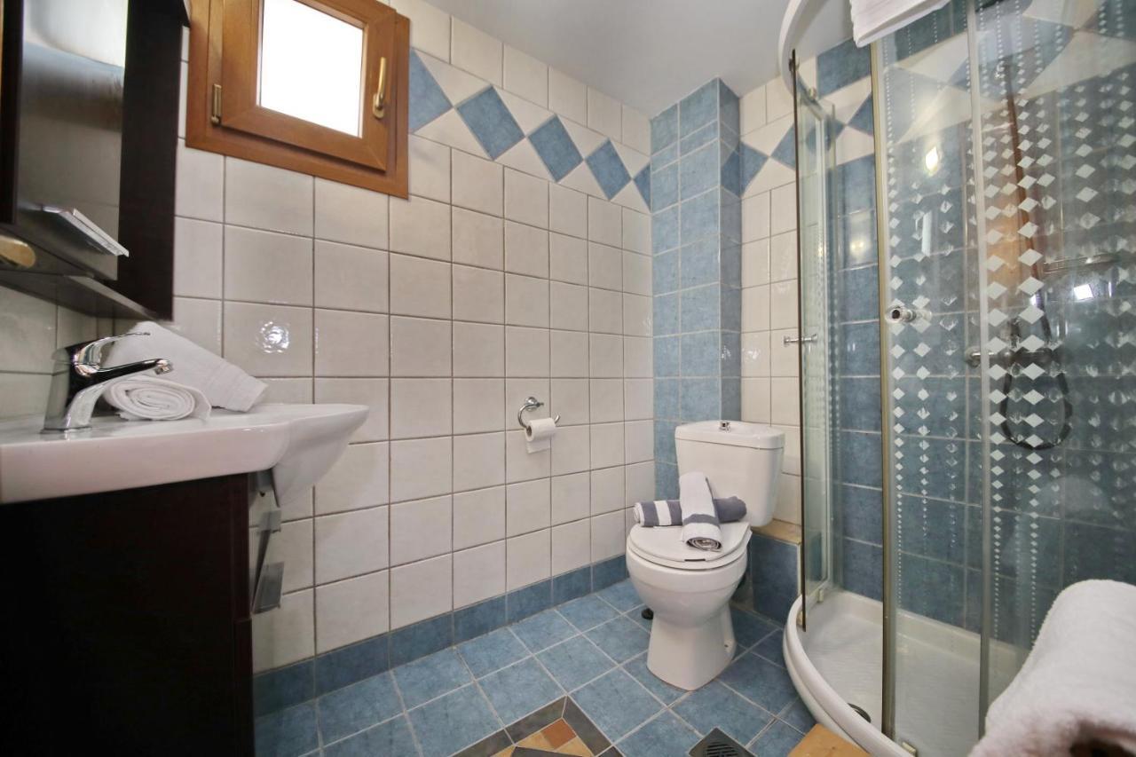 סקופלוס טאון Traditional City Centre House מראה חיצוני תמונה